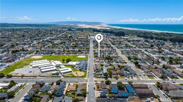 450 South 10th Street, Grover Beach, CA 93433