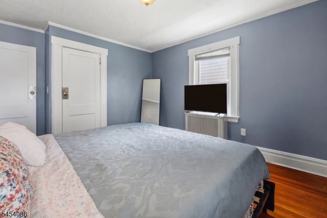 48 Laurel Ave, East Orange City, NJ 07017