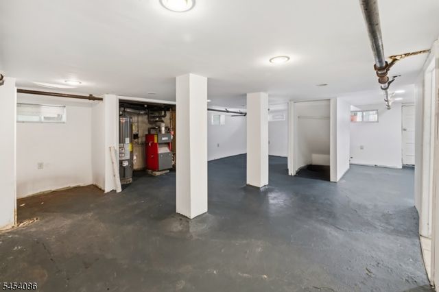 48 Laurel Ave, East Orange City, NJ 07017