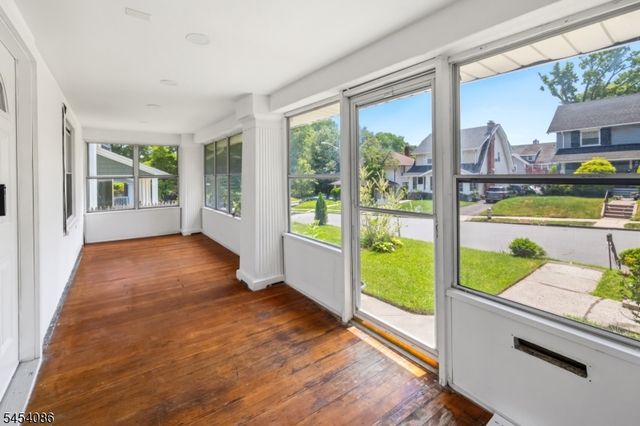 48 Laurel Ave, East Orange City, NJ 07017