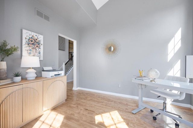 W192N5690 Spencers PASS, Menomonee Falls, WI 53051
