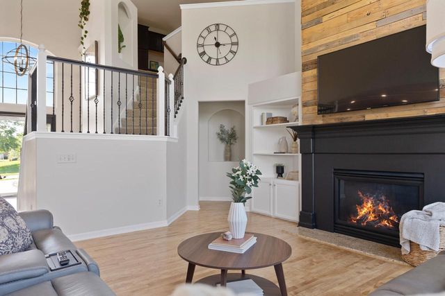 W192N5690 Spencers PASS, Menomonee Falls, WI 53051