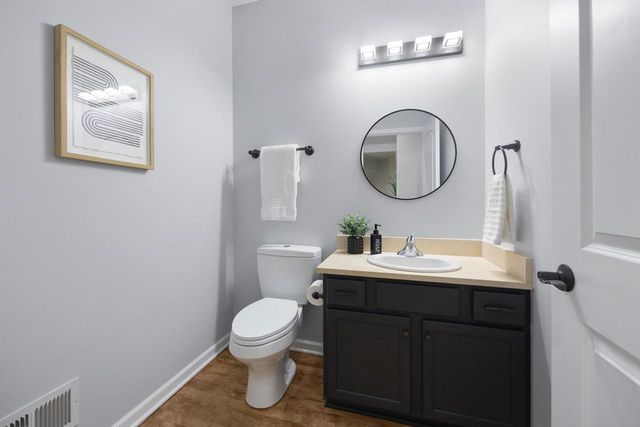 W192N5690 Spencers PASS, Menomonee Falls, WI 53051