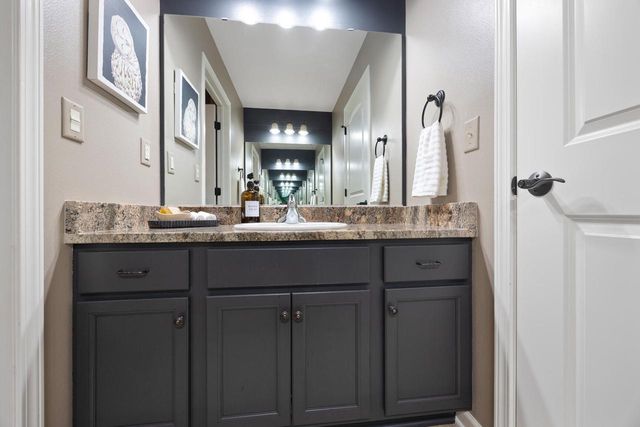 W192N5690 Spencers PASS, Menomonee Falls, WI 53051