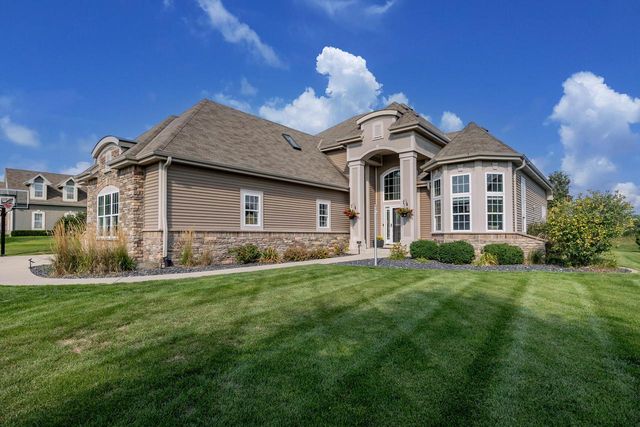 W192N5690 Spencers PASS, Menomonee Falls, WI 53051