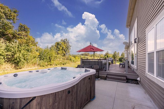 W192N5690 Spencers PASS, Menomonee Falls, WI 53051