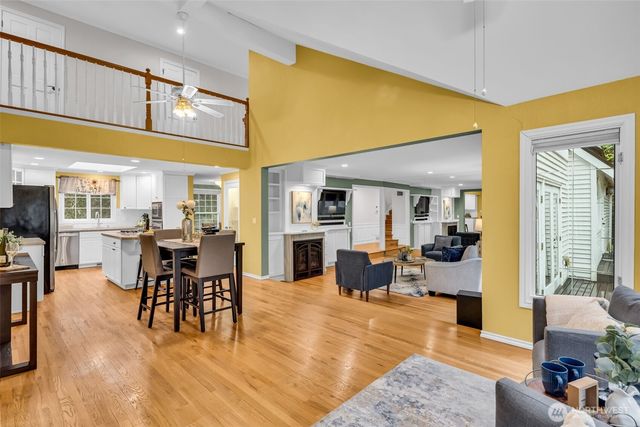 21609 NE 4th Street, Sammamish, WA 98074