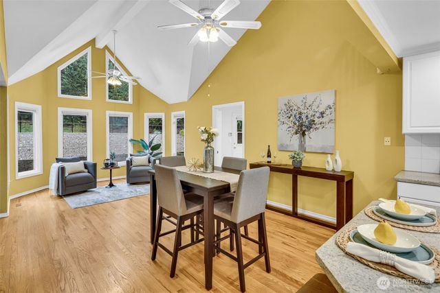 21609 NE 4th Street, Sammamish, WA 98074