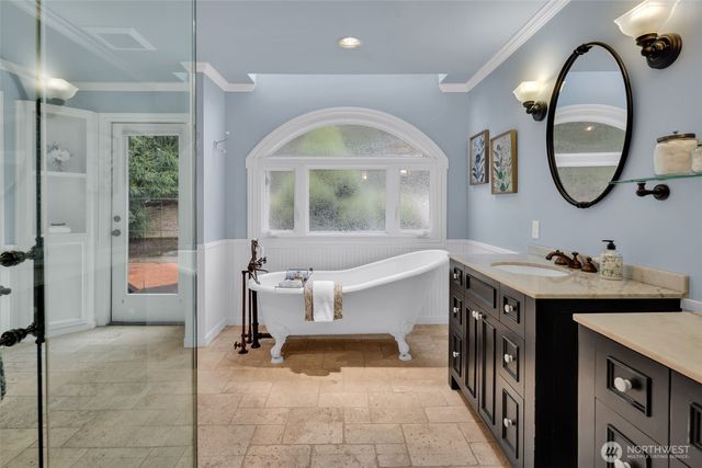 21609 NE 4th Street, Sammamish, WA 98074