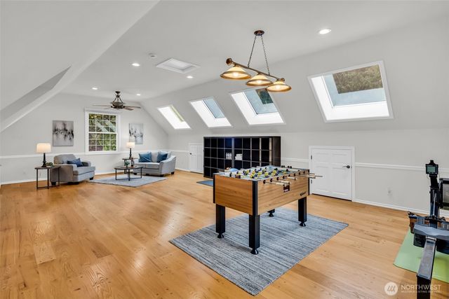 21609 NE 4th Street, Sammamish, WA 98074