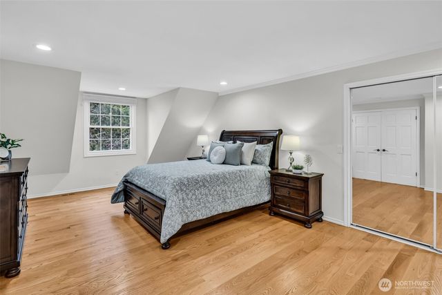 21609 NE 4th Street, Sammamish, WA 98074