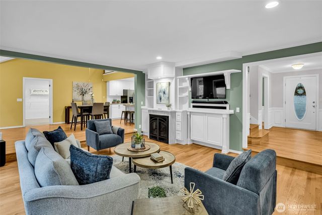 21609 NE 4th Street, Sammamish, WA 98074