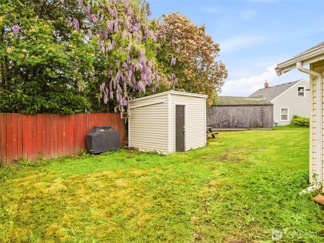 219 South Lane, Tacoma, WA 98404
