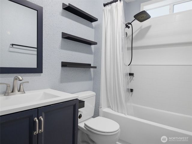 219 South Lane, Tacoma, WA 98404