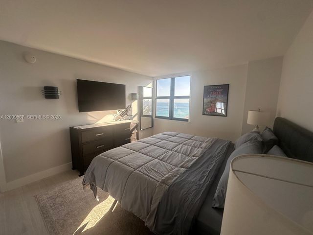 2555 Collins Ave 2411, Miami Beach, FL 33140
