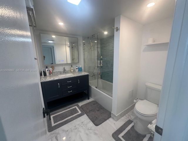 2555 Collins Ave 2411, Miami Beach, FL 33140