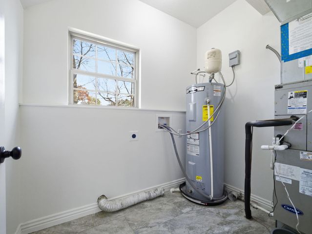 1436 S Pickwick Avenue, Springfield, MO 65804