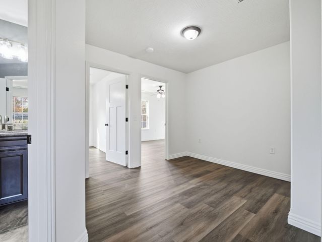 1436 S Pickwick Avenue, Springfield, MO 65804