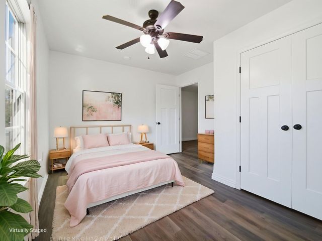 1436 S Pickwick Avenue, Springfield, MO 65804