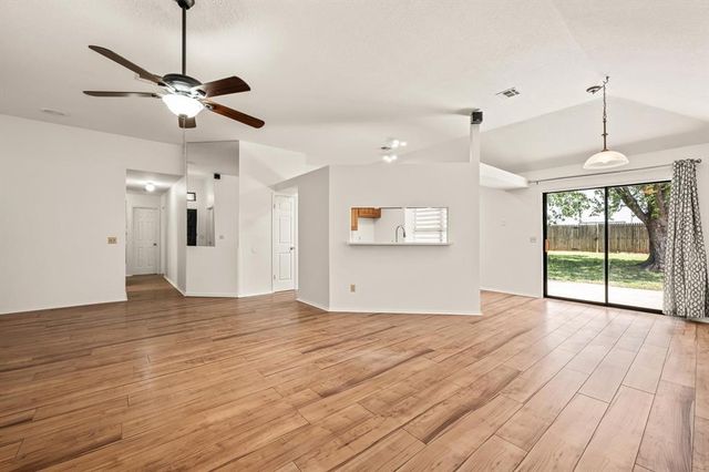 1116 Earl A Rodkey Drive, Edmond, OK 73003