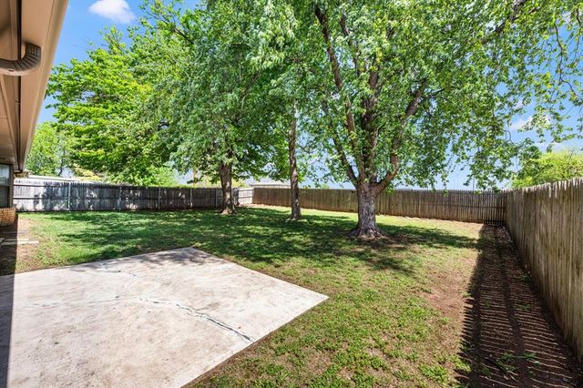 1116 Earl A Rodkey Drive, Edmond, OK 73003