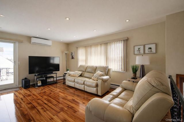 1827 Gerald Avenue, East Meadow, NY 11554