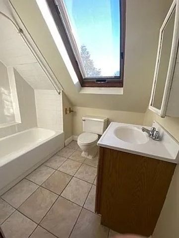 44 Summer St 3, Everett, MA 02149