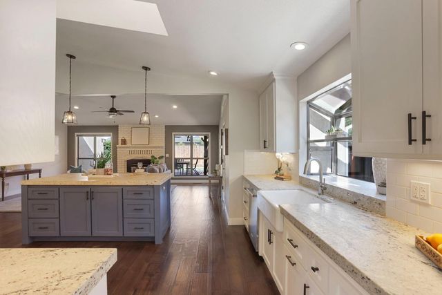969 Spring Creek Drive, Ripon, CA 95366