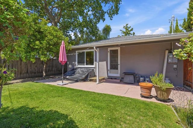 1104 Ebener Street, Redwood City, CA 94061