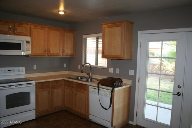 11207 W HOPI Street, Avondale, AZ 85323