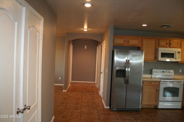 11207 W HOPI Street, Avondale, AZ 85323