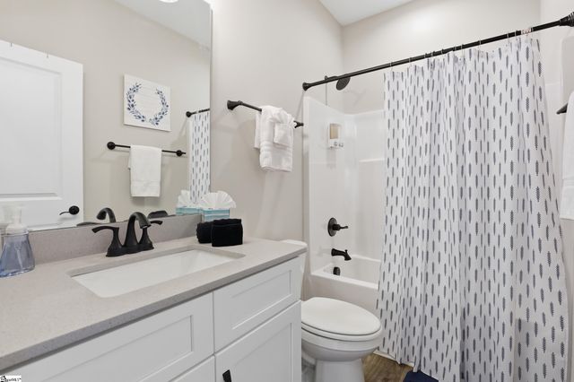 215 Amsterdam Road, Liberty, SC 29657