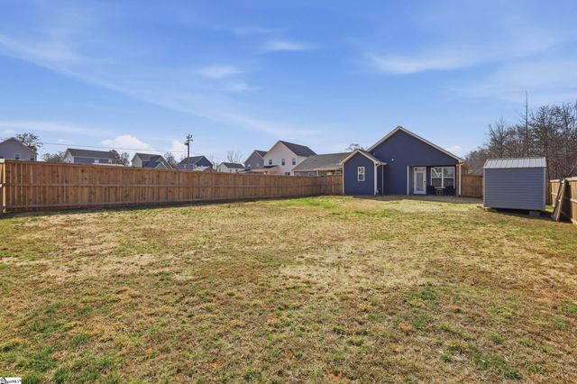 215 Amsterdam Road, Liberty, SC 29657