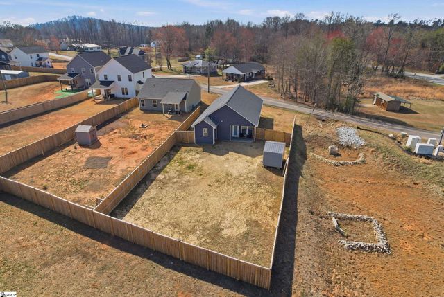 215 Amsterdam Road, Liberty, SC 29657