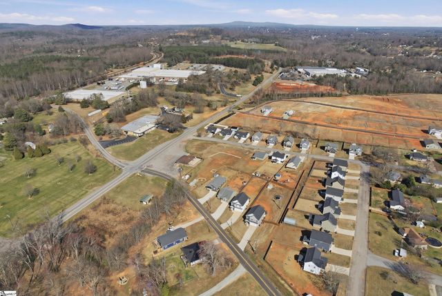 215 Amsterdam Road, Liberty, SC 29657