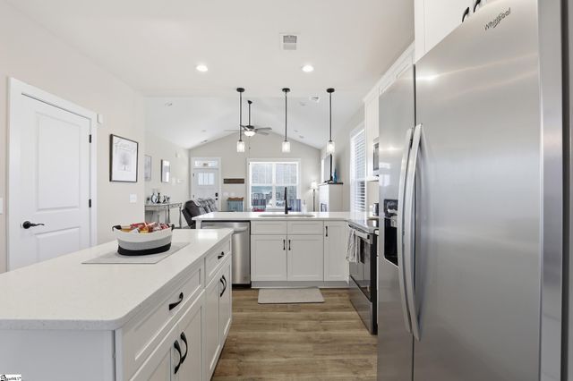 215 Amsterdam Road, Liberty, SC 29657