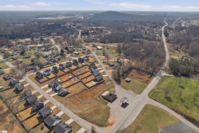 215 Amsterdam Road, Liberty, SC 29657