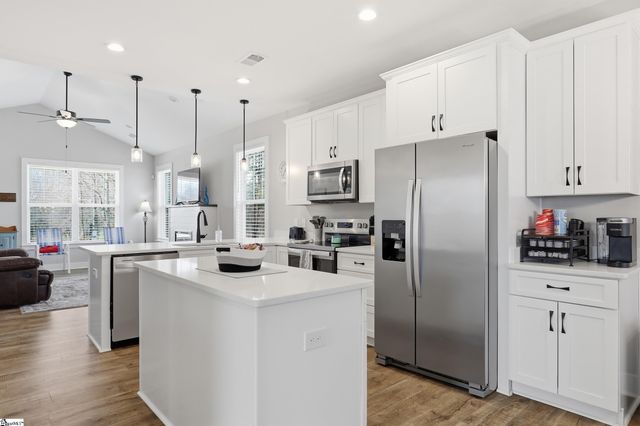 215 Amsterdam Road, Liberty, SC 29657