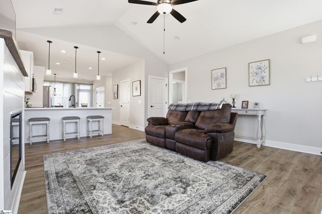 215 Amsterdam Road, Liberty, SC 29657