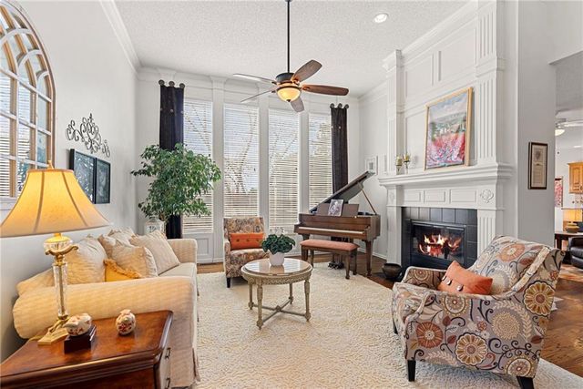 14012 Parkhill Lane, Overland Park, KS 66221