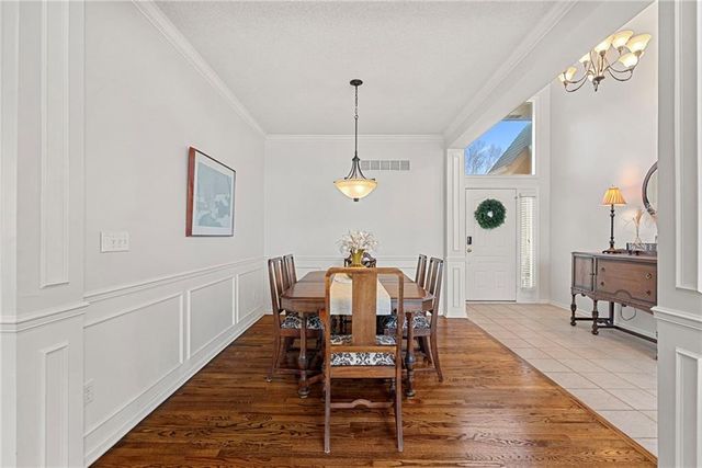 14012 Parkhill Lane, Overland Park, KS 66221