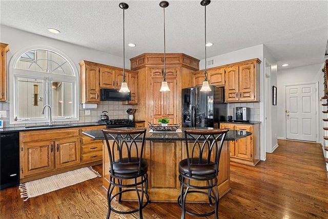 14012 Parkhill Lane, Overland Park, KS 66221