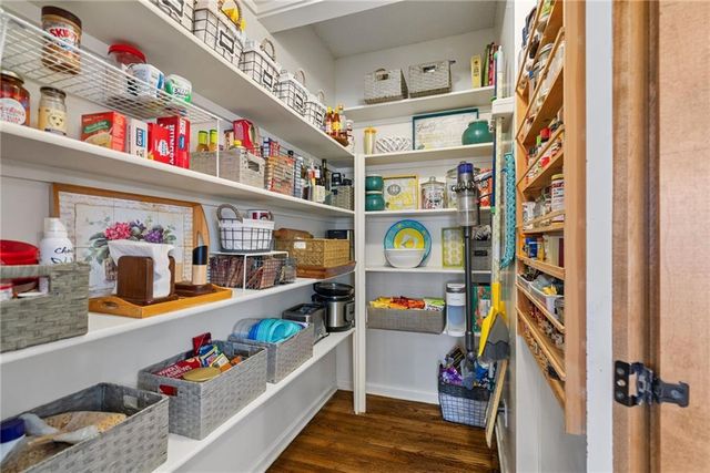 14012 Parkhill Lane, Overland Park, KS 66221