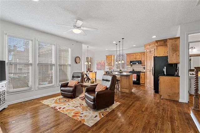 14012 Parkhill Lane, Overland Park, KS 66221