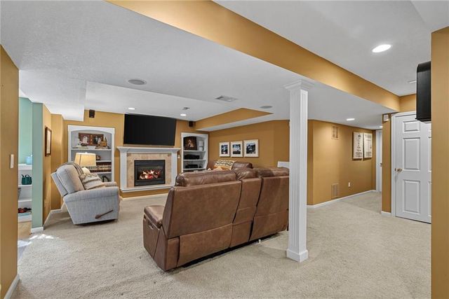 14012 Parkhill Lane, Overland Park, KS 66221