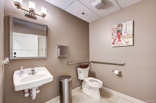 20960 S Frankfort Square Road A, Frankfort, IL 60423