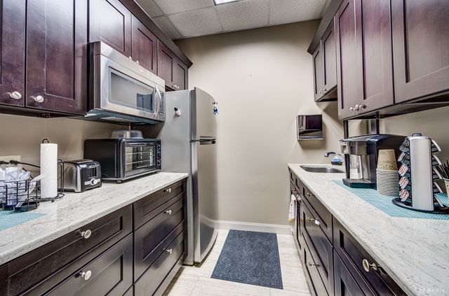 20960 S Frankfort Square Road A, Frankfort, IL 60423