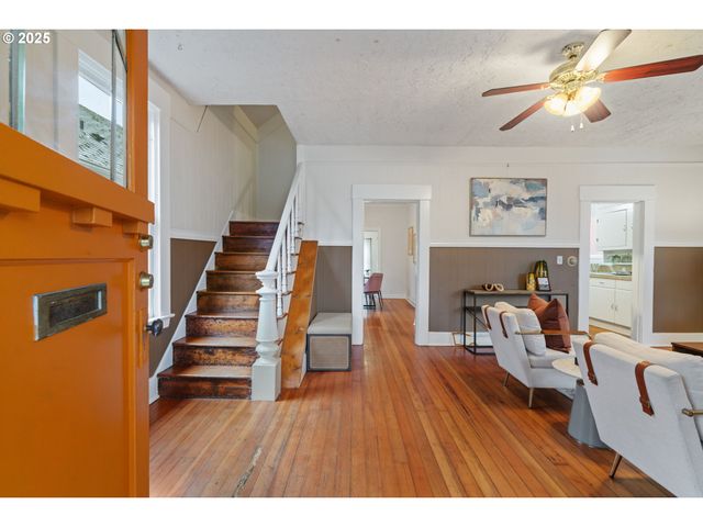 5415 Ne 14TH Pl, Portland, OR 97211