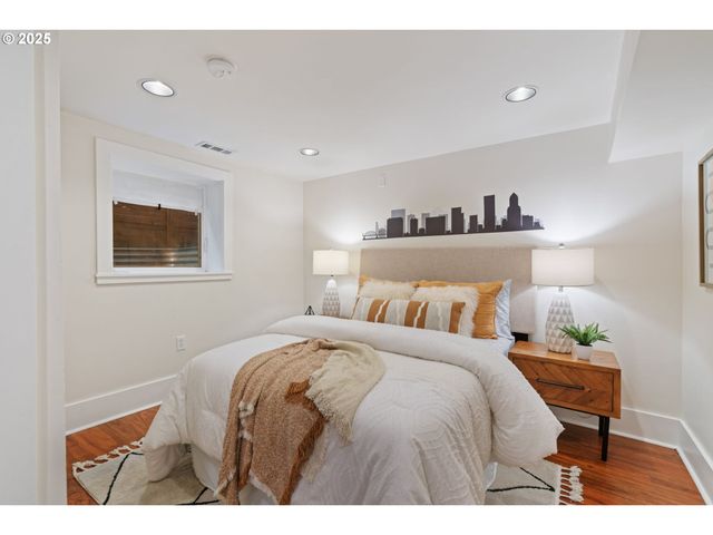 5415 Ne 14TH Pl, Portland, OR 97211