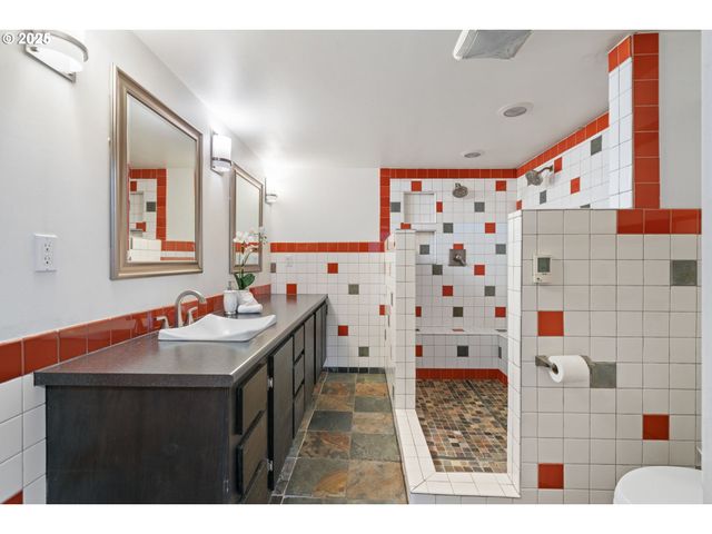 5415 Ne 14TH Pl, Portland, OR 97211